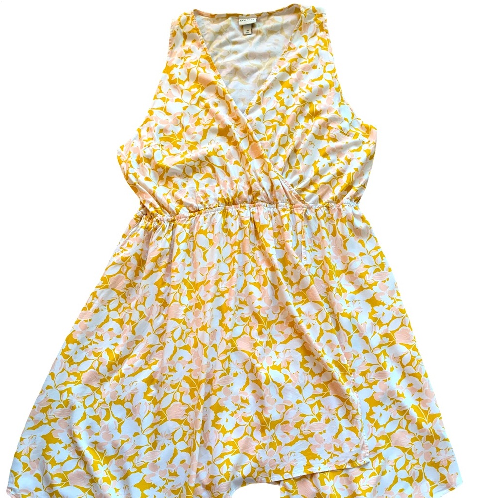 3X Dress White Yellow Floral Wrap Dress